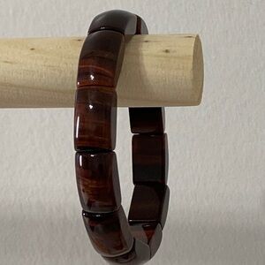 Elegant Brown Bracelet red tiger eyes